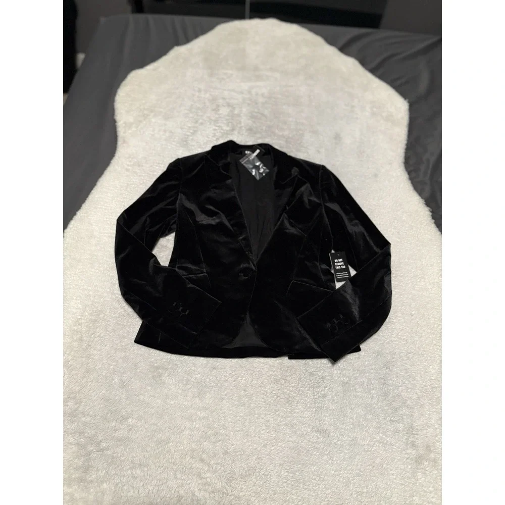 New Express Women's Black Velvet Tuxedo Blazer Jacket Size 0 Single Button
